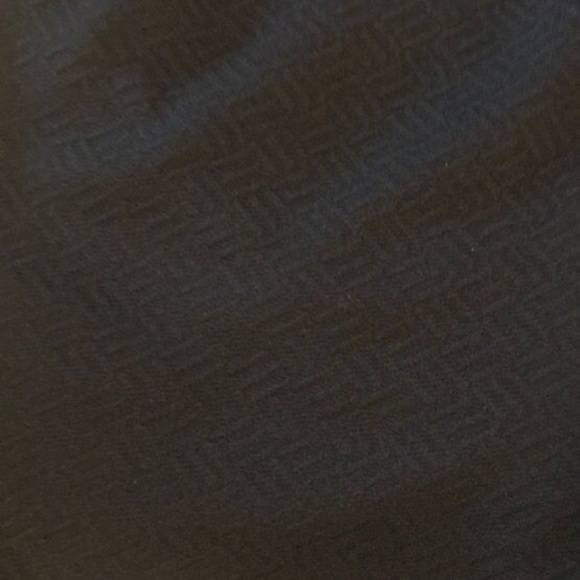 L.A. Hearts Textured Black High Waisted Shorts - Picture 2 of 3